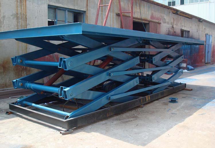 1454470342430403.jpg 升降機(jī)