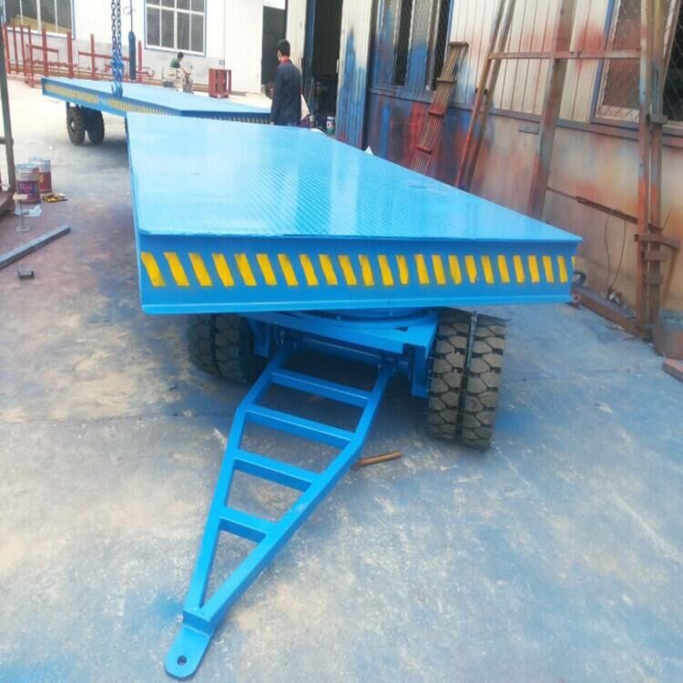 電動平板牽引車.jpg 電動平板牽引車.jpg