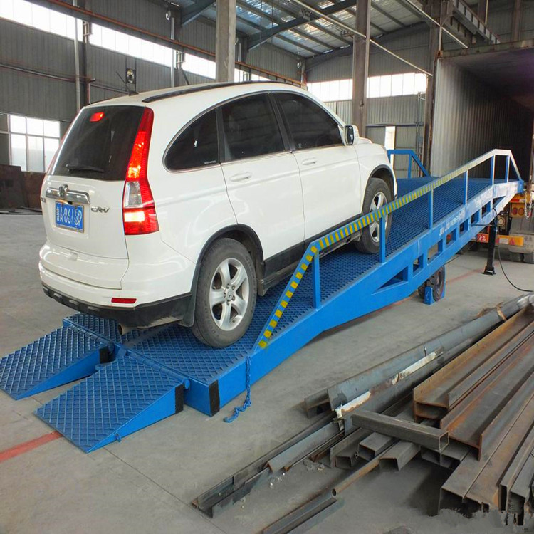 移動式登車橋.jpg 移動式登車橋.jpg